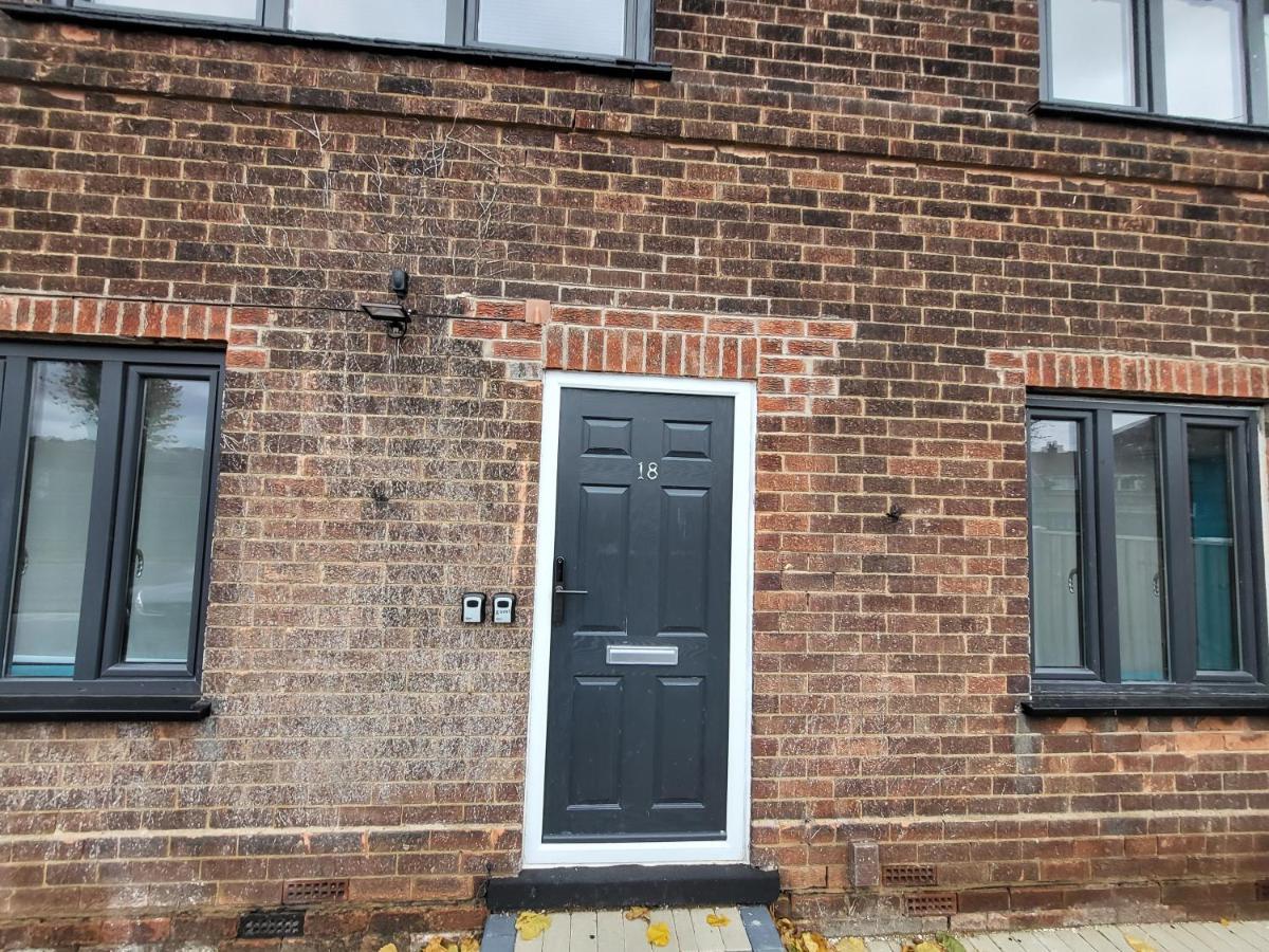 Premier Studios Nottingham - Tring Vale Exteriér fotografie